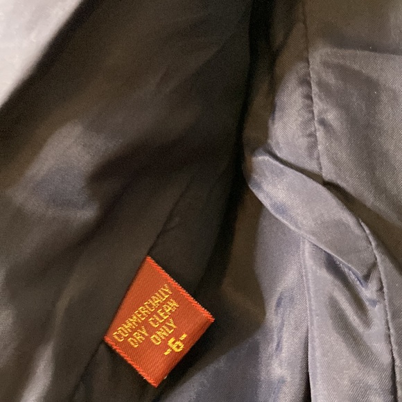 Ann Klein size 6 velour blazer. Dark Navy.Fully lined. Vintage. Shoulder pads. - Picture 4 of 8